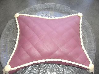 Paso a paso: Tarta cojín 3D Paso a paso: Tarta cojín 3D