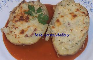 PATATAS RELLENAS CON SALSA BRAVA PATATAS RELLENAS CON SALSA BRAVA