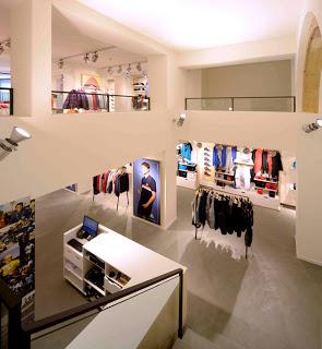 LE COQ SPORTIF flagship store Barcelona