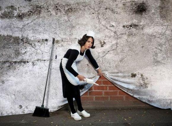 Nick Stern, dando vida a Banksy. Imagen