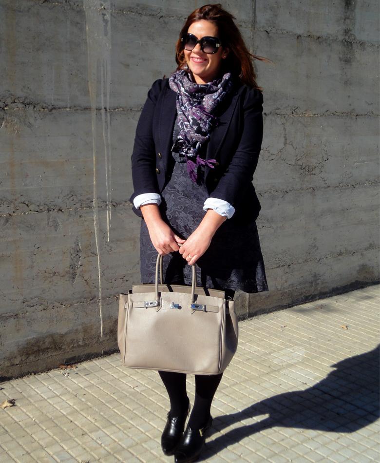 LADY in GREY LADY in GREY