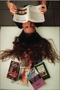 Mujeres y literatura Mujeres y literatura