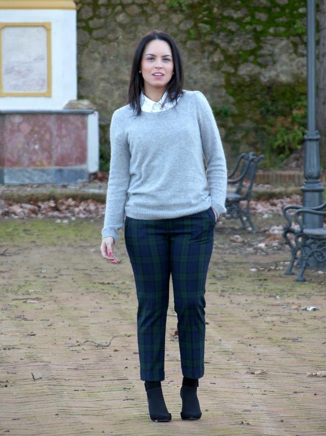 WITH A PLAID PRINT WITH A PLAID PRINT