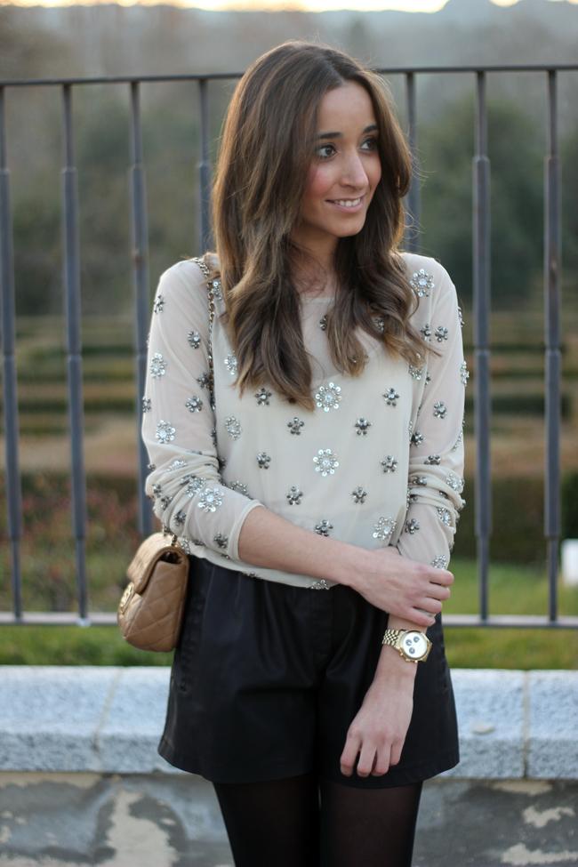 Tons Of Sparkles On My Blouse Tons Of Sparkles On My Blouse