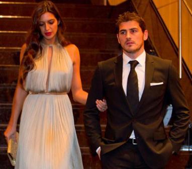 Sara Carbonero deslumbró junto a Iker Casillas en la entrega del Balón de Oro 2012