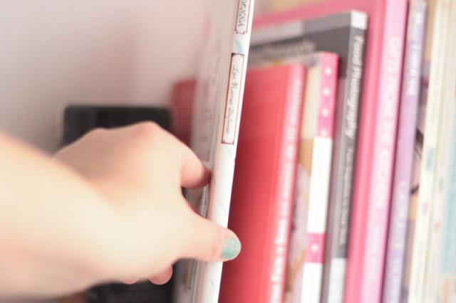 Libro 2013 - Enero con ... Las Rosas Inglesas por Madonna Libro 2013 - Enero con ... Las Rosas Inglesas por Madonna