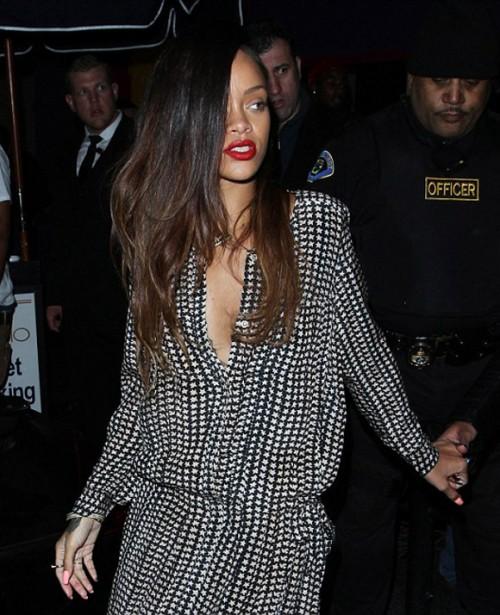 photo of rihanna new long hair pictures 