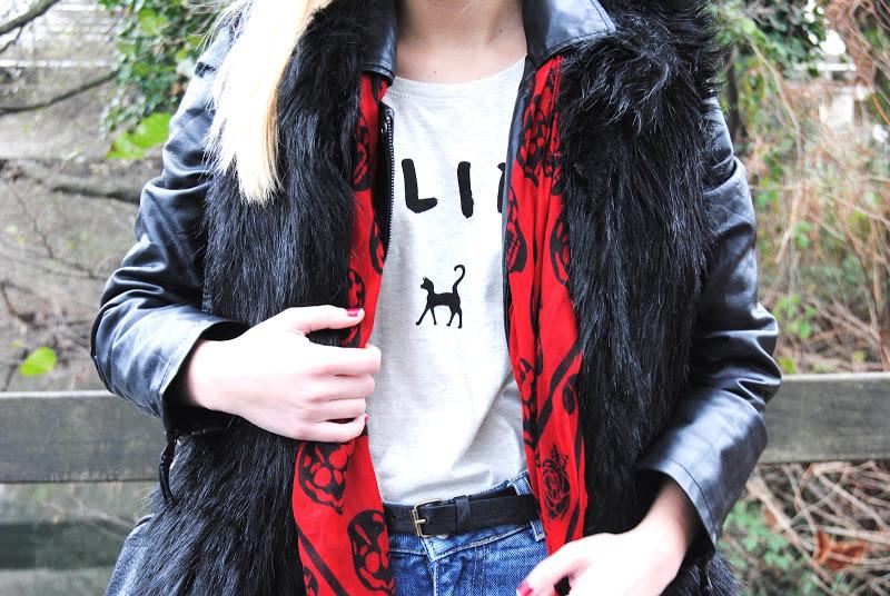 Red skulls. Red skulls.