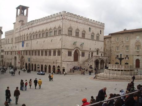 Perugia, un tesoro poco conocido Perugia Piazza Grande 460x345 Perugia, un tesoro poco conocido