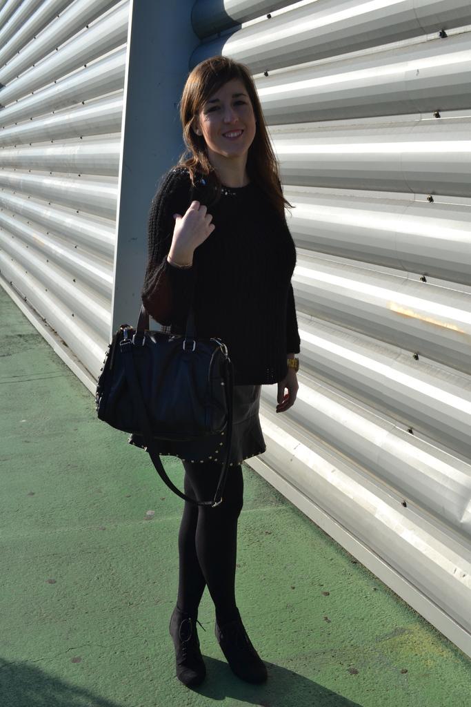 Look of the day: Sheinside skirt Image Hosted by ImageShack.us