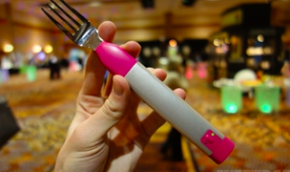 Controla cada bocado y rapidez con la que comes Controla cada bocado y rapidez con la que comes