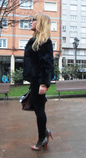 NEGRO Y CALDERA NEGRO Y CALDERA