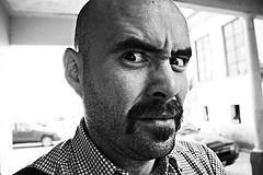 No Pierdas tu Tiempo con Empresas que No Creen en Ti Retrato argentino