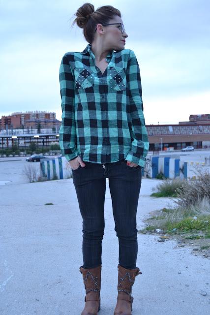 Oído en mi redacción. A cuadros. Oído en mi redacción. A cuadros.