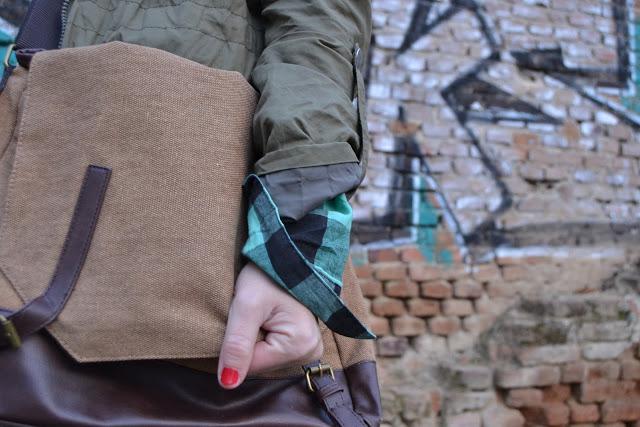 Oído en mi redacción. A cuadros. Oído en mi redacción. A cuadros.