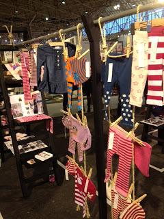 TIEMPO DE FERIAS:KLEINE FABRIEK TIEMPO DE FERIAS:KLEINE FABRIEK