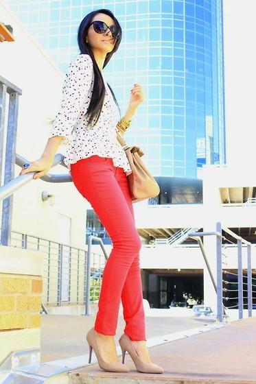 Lo básico: Tacones Nude Lo básico: Tacones Nude