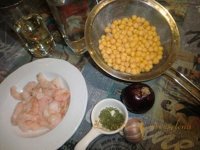 Gambones con garbanzos Gambones con garbanzos
