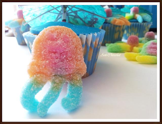 Cupcakes de algodón de azúcar con pulpo a la sombra Cupcakes de algodón de azúcar con pulpo a la sombra