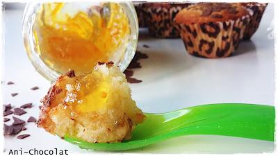 Magdalenas de naranja amarga y chispas de chocolate Magdalenas de naranja amarga y chispas de chocolate