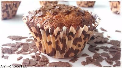 Magdalenas de naranja amarga y chispas de chocolate Magdalenas de naranja amarga y chispas de chocolate