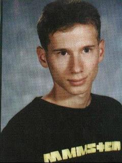 Asesinatos en masa y violencia contra los animales (Nuria Querol) Asesinatos en masa y violencia contra los animales (Nuria Querol)