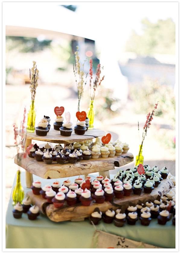 Tendencias de moda y estilo – ¿qué viene en 2013? cupcakes en una boda
