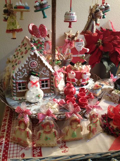 Curso de galletas en una casa de muñecas Curso de galletas en una casa de muñecas