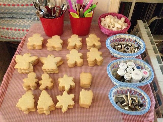 Curso de galletas en una casa de muñecas Curso de galletas en una casa de muñecas