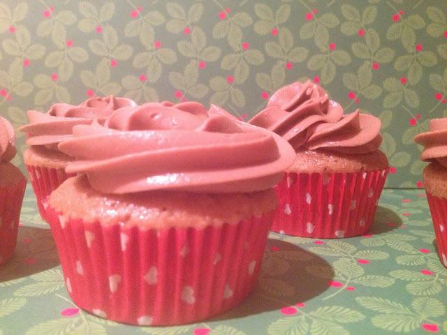 Cupcakes de turrón de chocolate Cupcakes de turrón de chocolate