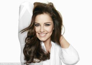 Curiosidades: Cheryl Cole posa para L'Oreal y se mimetiza con la pared