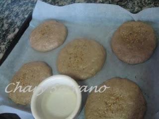 HAMBURGUESA INTEGRAL DE POLLO Y VERDURAS HAMBURGUESA INTEGRAL DE POLLO Y VERDURAS