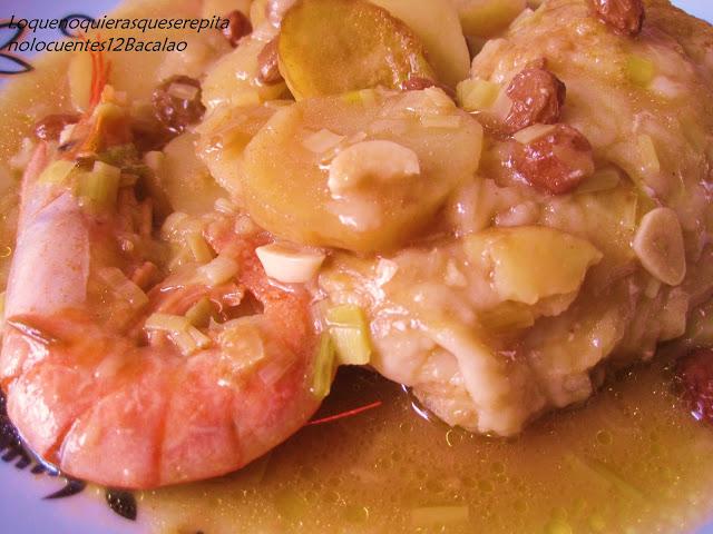 Bacalao con patatas, gambas y pasas Bacalao con patatas, gambas y pasas