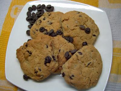 GALLETAS CON CHISPAS DE CHOCOLATE