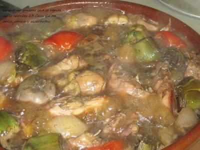 Cazuela de pollo, conejo y alcachofas/ Rostit de pollastre i conill amb alcachofes Cazuela de pollo, conejo y alcachofas/ Rostit de pollastre i conill amb alcachofes
