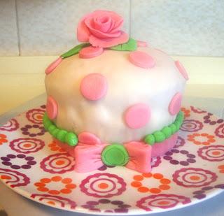La tarta de fondant rosa