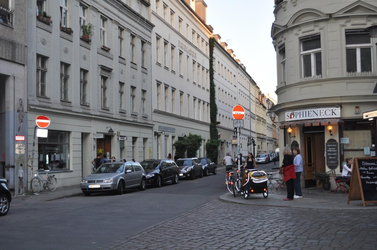 TRES DIAS EN BERLIN (II): El Muro, Prenzlauer Berg y El Barrio Judio.