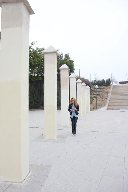 BLACK& GRAYQue tal la semana? Ya no queda nada para e... BLACK& GRAYQue tal la semana? Ya no queda nada para e...