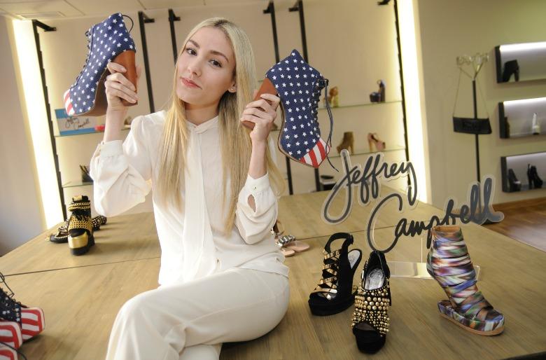 Visita a Jeffrey Campbell Visita a Jeffrey Campbell