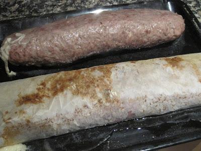 Rollo de Carne relleno de Mozzarela con cebolla caramelizada y dados de piña salteados Rollo de Carne relleno de Mozzarela con cebolla caramelizada y dados de piña salteados