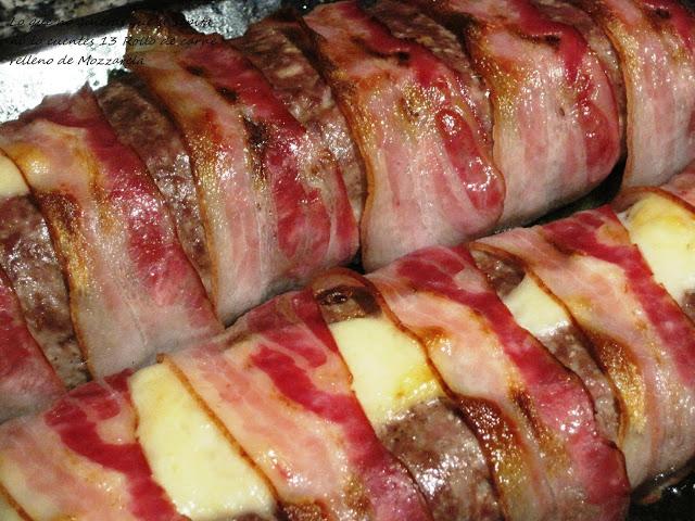 Rollo de Carne relleno de Mozzarela con cebolla caramelizada y dados de piña salteados Rollo de Carne relleno de Mozzarela con cebolla caramelizada y dados de piña salteados