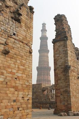 CUANDO EL ISLAM LLEGÓ A LA INDIA CUANDO EL ISLAM LLEGÓ A LA INDIA