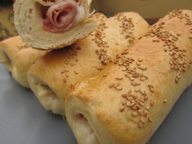 Napolitanas de jamón y queso Napolitanas de jamón y queso