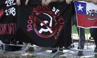 Provocación de grupos neonazis frente a embajada de Cuba en Chile 20130127151024-netwit-11849-l0x0.jpg