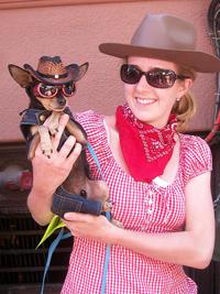 perro_disfrazado_cowboy En Carnaval todo vale