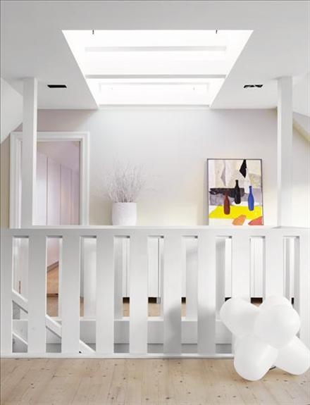 UNA CASA EN LA NIEVE UNA CASA EN LA NIEVE