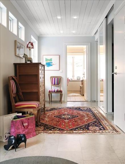 UNA CASA EN LA NIEVE UNA CASA EN LA NIEVE