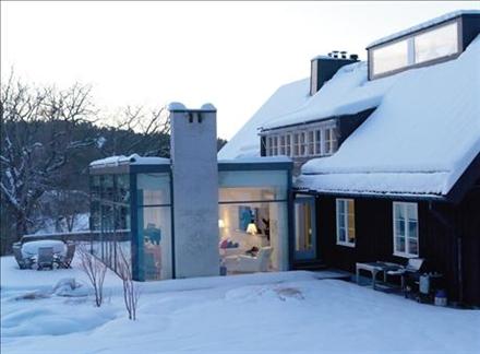 UNA CASA EN LA NIEVE UNA CASA EN LA NIEVE