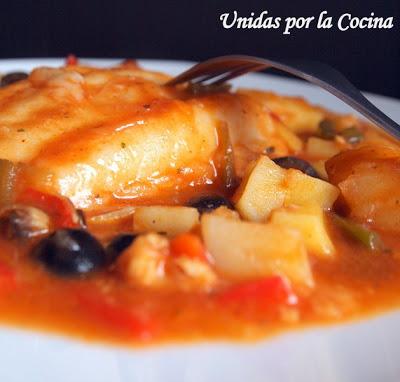 Bacalao en salsa de Tomate con Gambas Bacalao en salsa de Tomate con Gambas