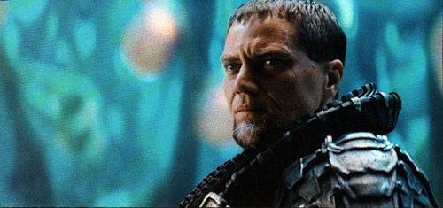 Nuevas imágenes de ‘Man of Steel’ y… ¿Un guiño nostálgico? mos_empire_4